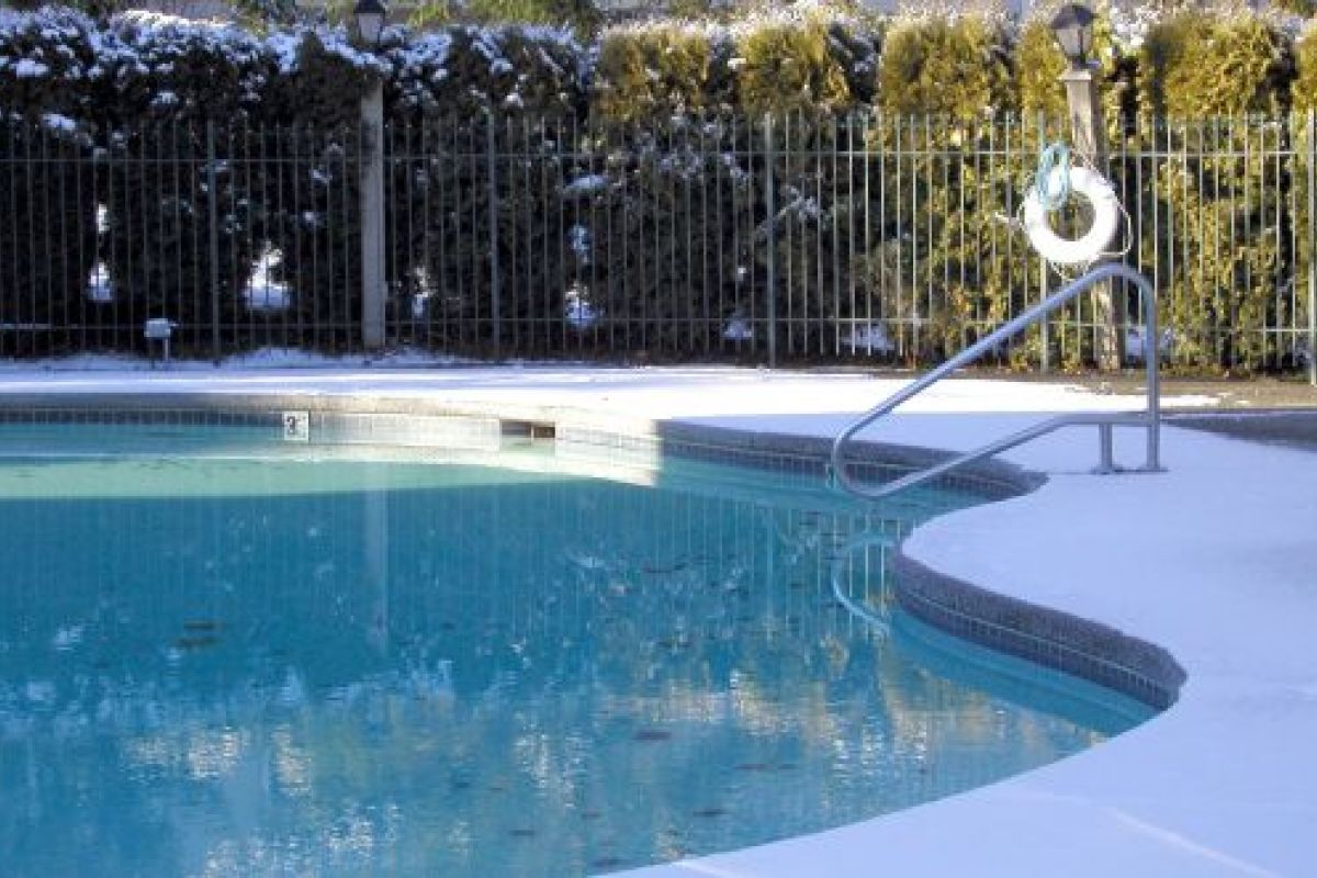 How to winterize the pool heat exchanger?